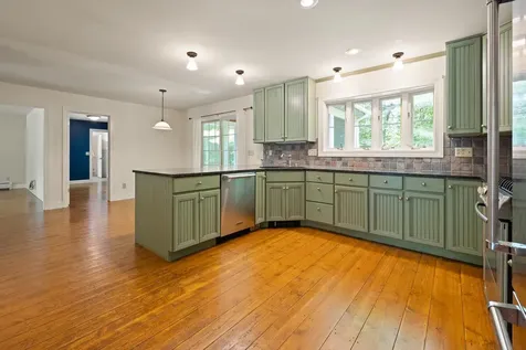 56 Mending Walls Road Manchester VT 05255