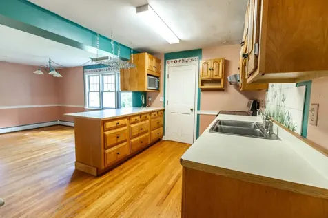 123 S Lincoln Street Keene NH 03431