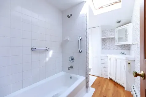 123 S Lincoln Street Keene NH 03431