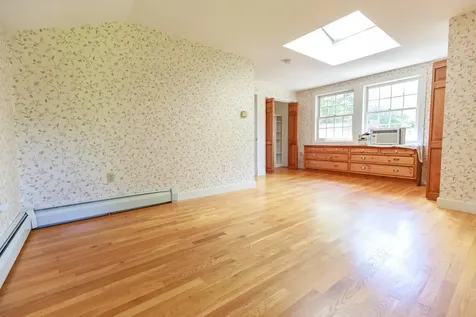 123 S Lincoln Street Keene NH 03431