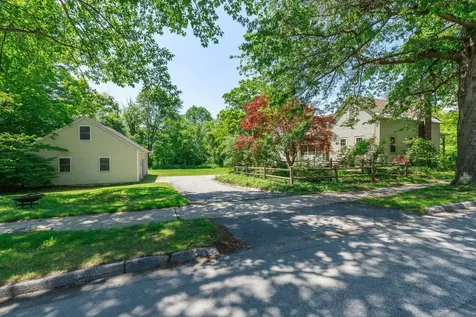 123 S Lincoln Street Keene NH 03431