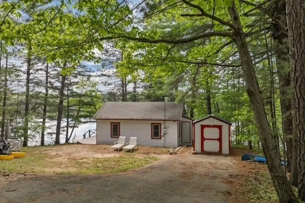 39 Violet Way Wakefield NH 03872