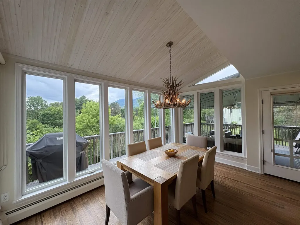 111 Kestrel Court Manchester VT 05254