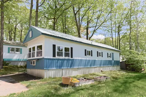 9 Sargent Place Gilford NH 03249