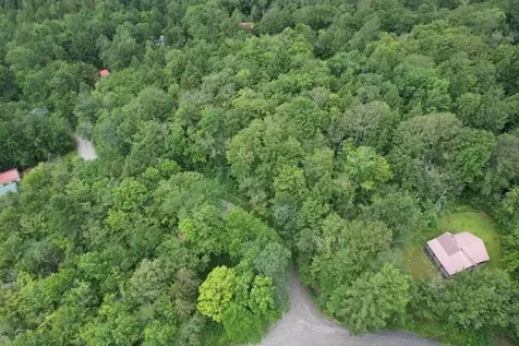 00 Susan Lynn Lane Wardsboro VT 05355