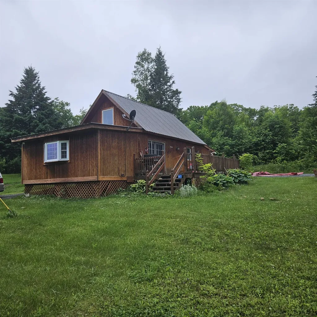 97 Crosier Lane Lyndon VT 05851