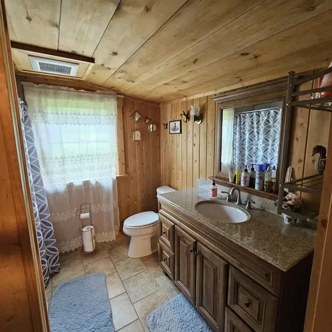 97 Crosier Lane Lyndon VT 05851