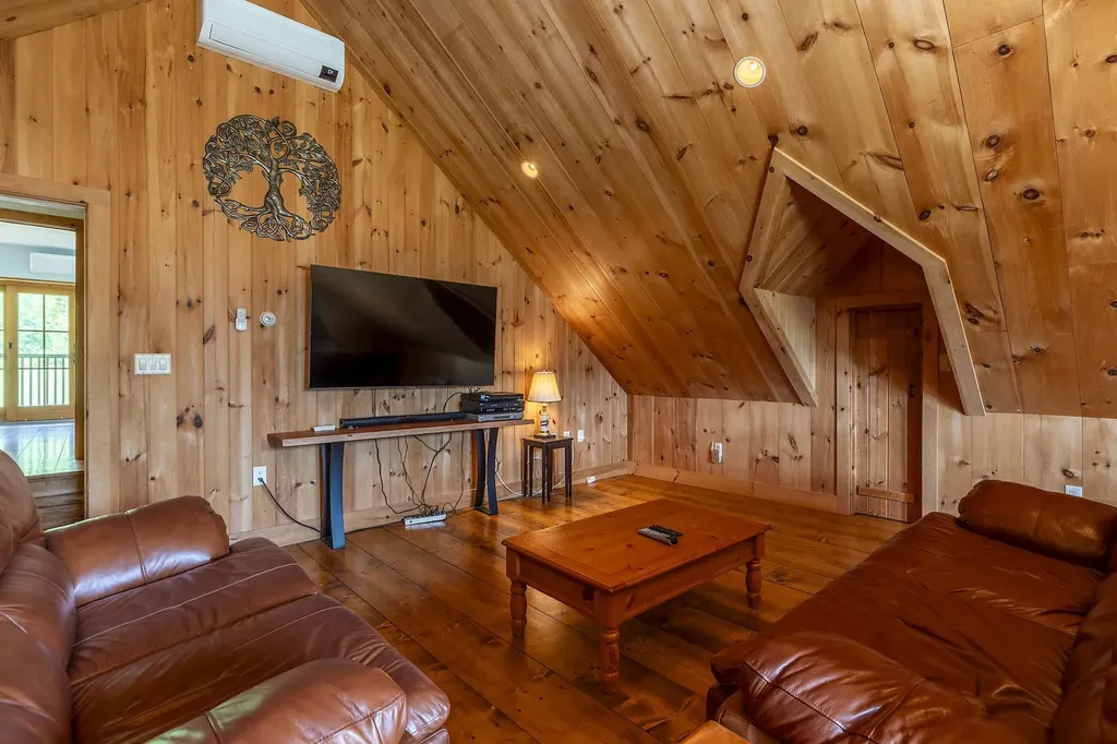 2941 Twenty Mile Stream Road Cavendish VT 05142