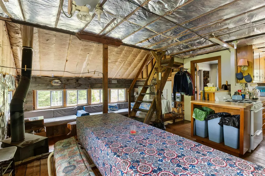 4121 Canaan Hill Road Canaan VT 05903