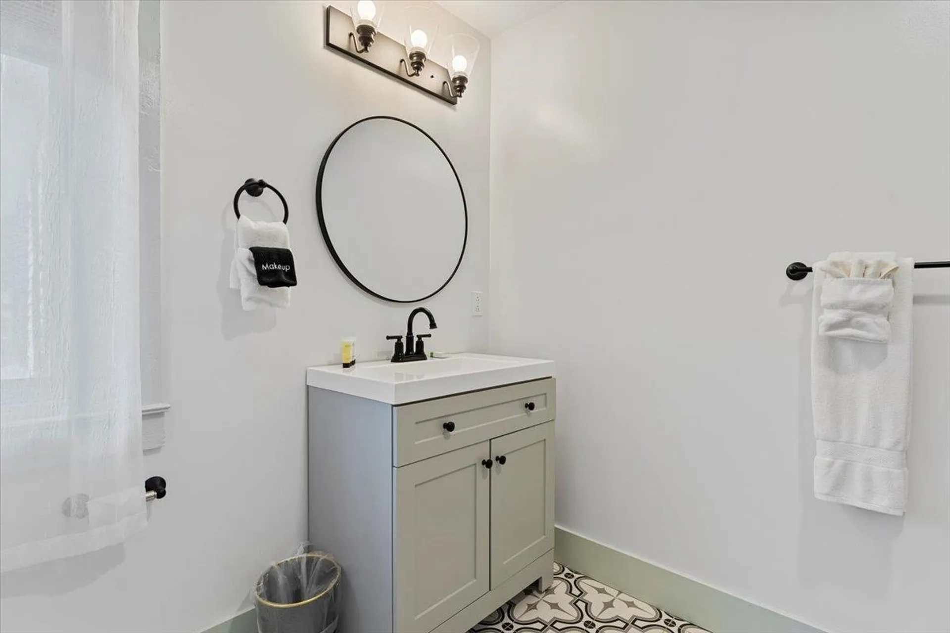 3888-3904 Vt Route 7a Arlington VT 05250