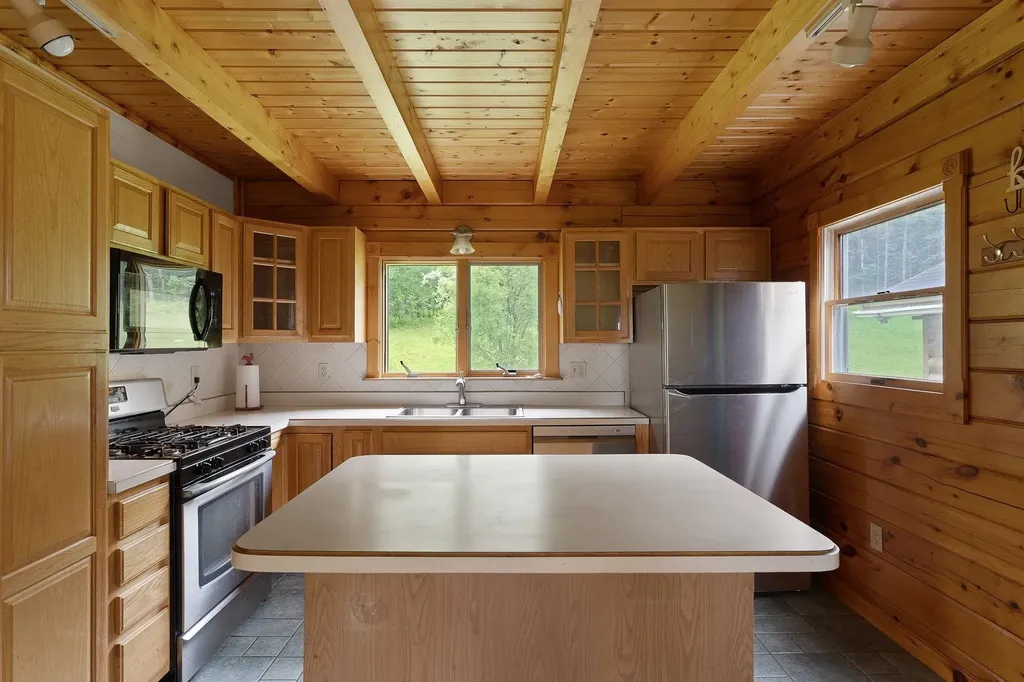 3282 Wallace Hill Road Newbury VT 05081