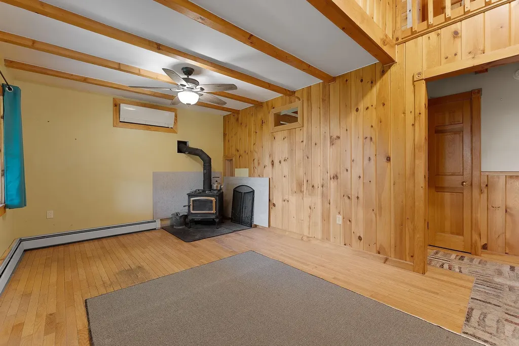 3282 Wallace Hill Road Newbury VT 05081