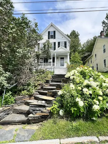 2 High Street Woodstock VT 05091