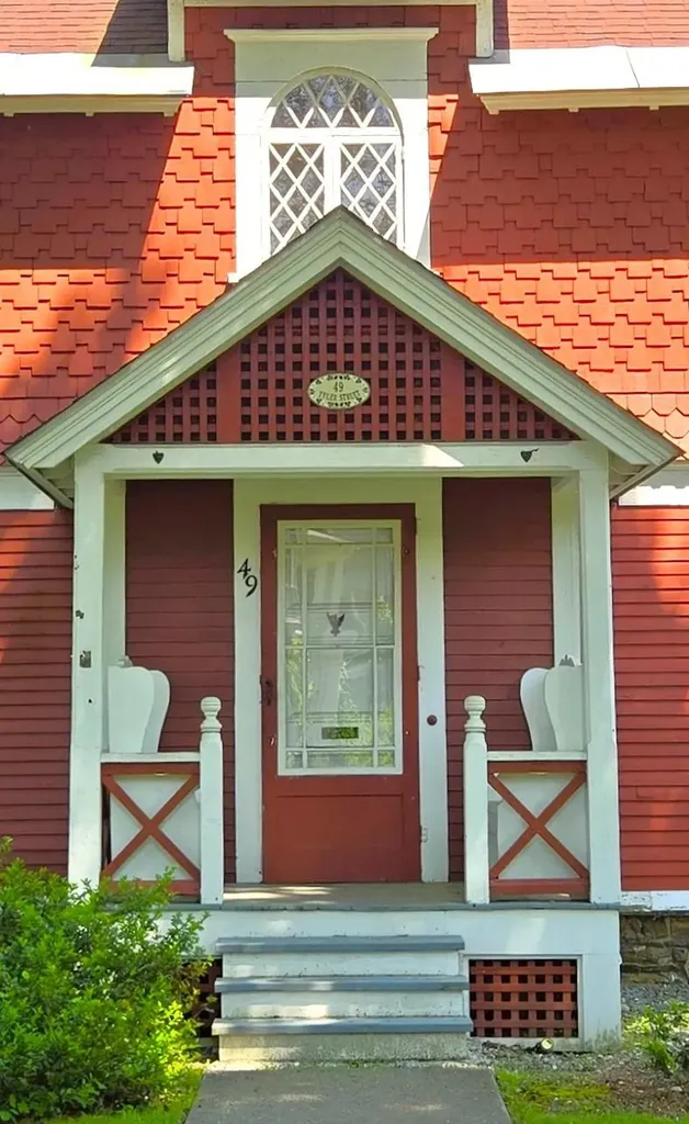 49 Tyler Street Brattleboro VT 05301