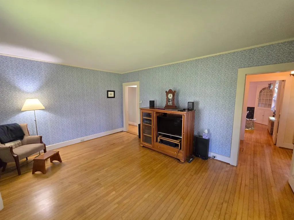 49 Tyler Street Brattleboro VT 05301