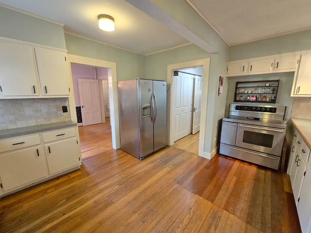 49 Tyler Street Brattleboro VT 05301