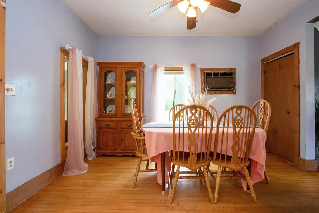 245 Tremont Street St. Johnsbury VT 05819