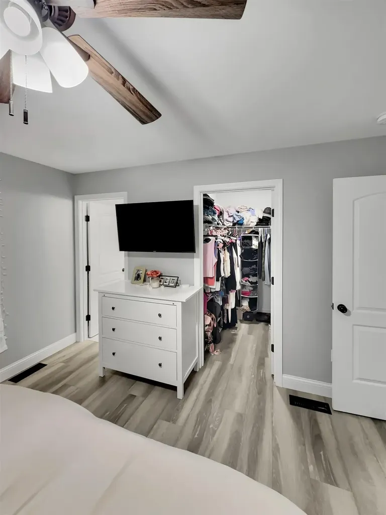 123 Parade Road Barnstead NH 03218