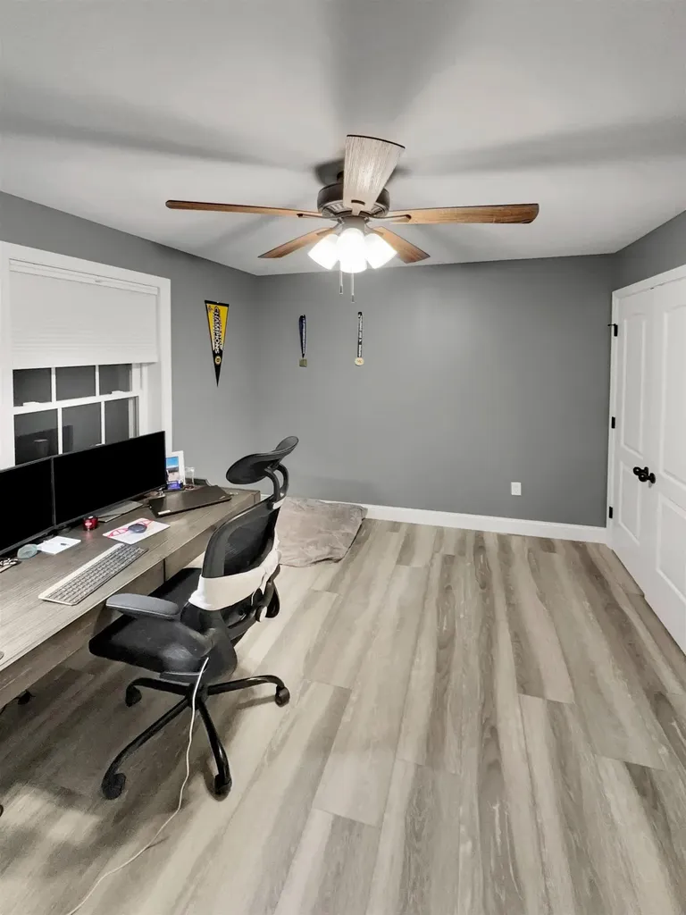 123 Parade Road Barnstead NH 03218