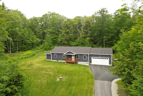 123 Parade Road Barnstead NH 03218