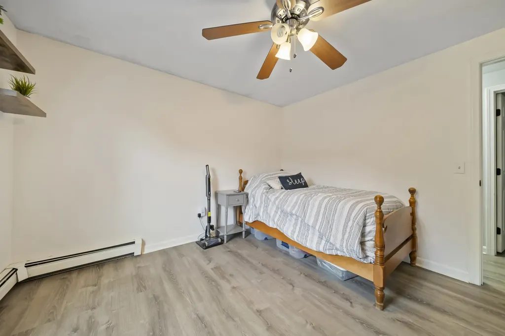 80 Overledge Drive Extension Derry NH 03038