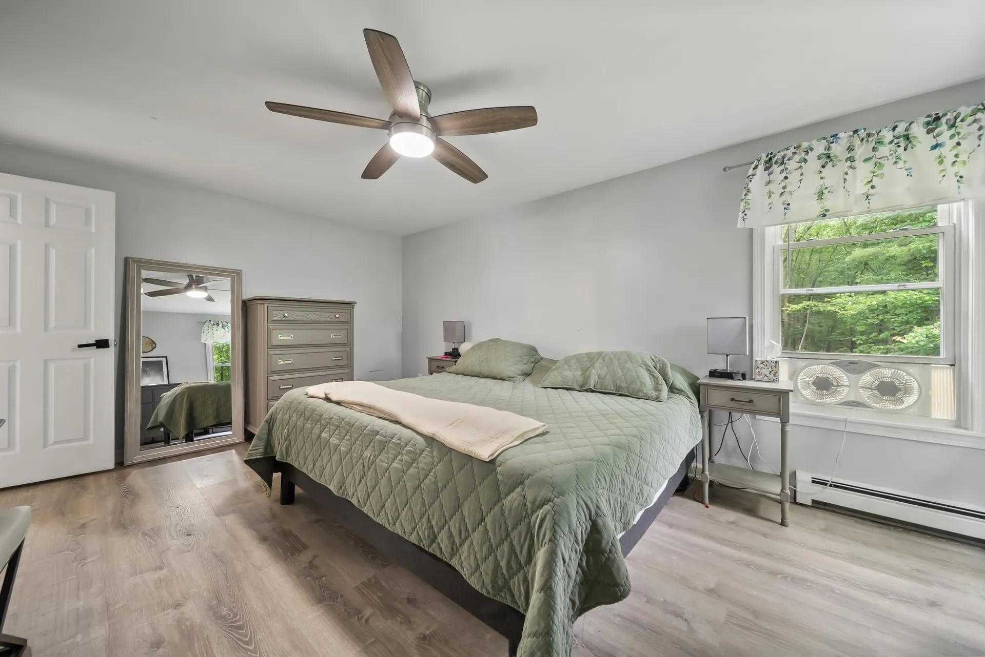 80 Overledge Drive Extension Derry NH 03038