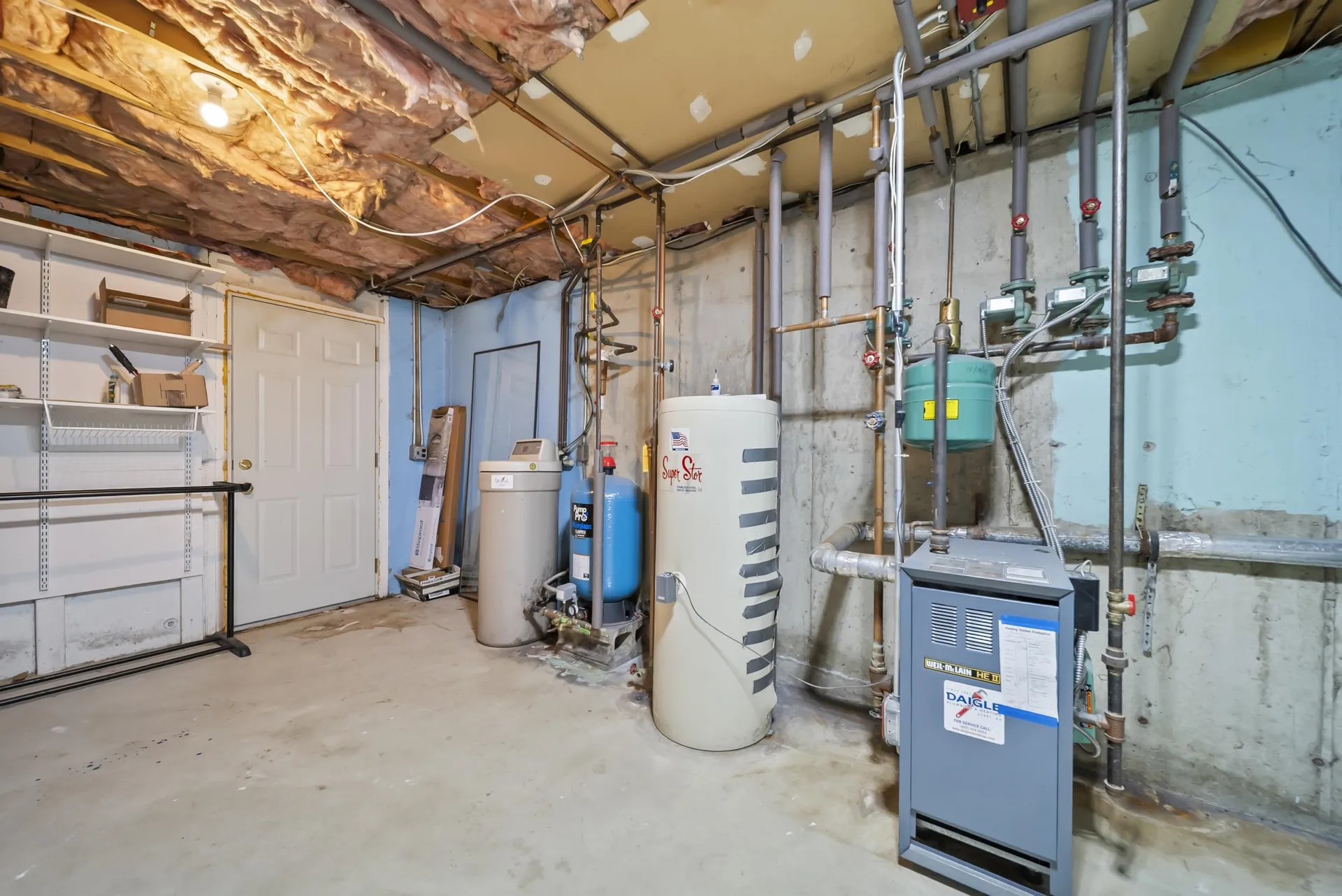 80 Overledge Drive Extension Derry NH 03038