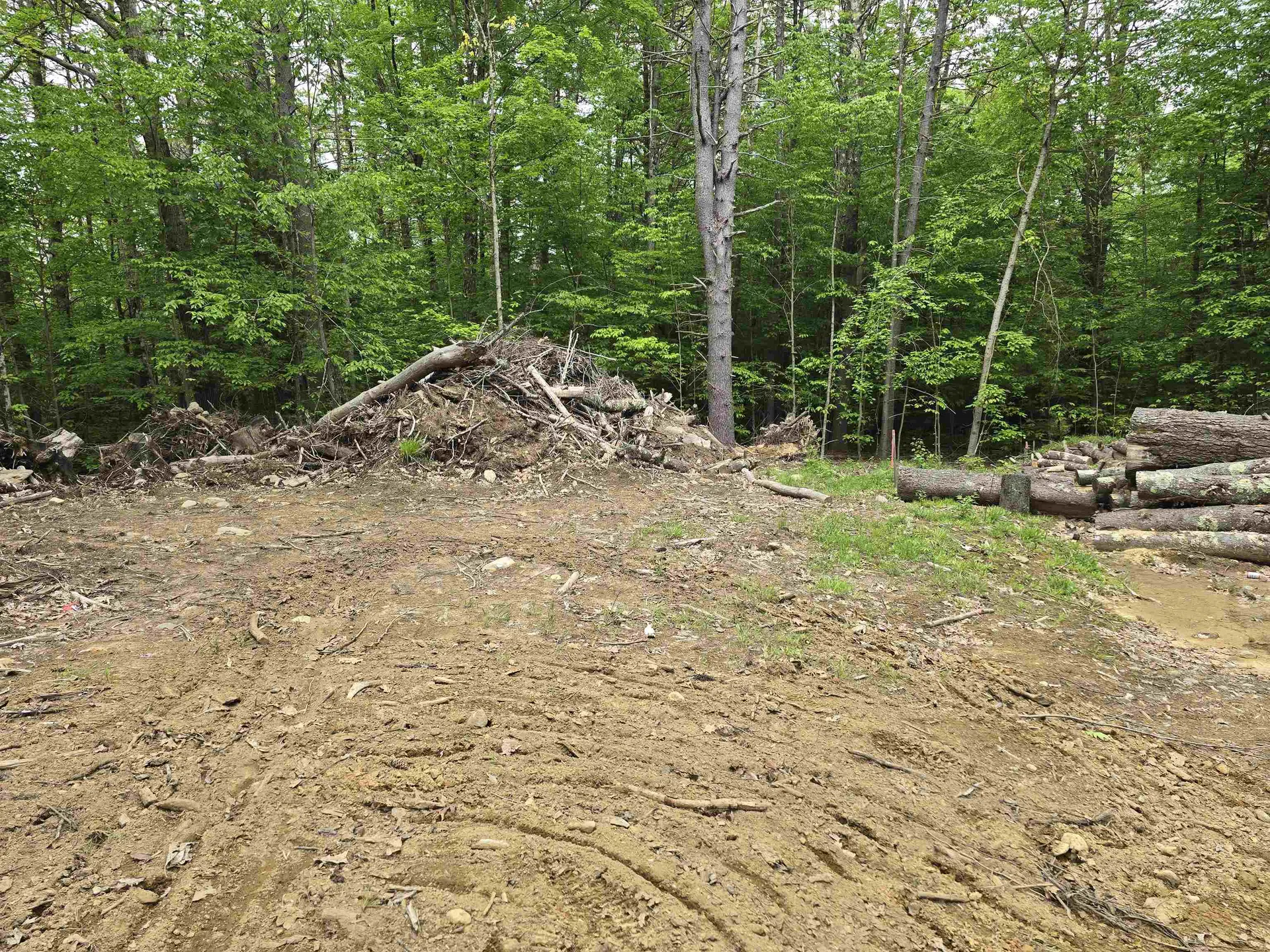 693 Hill Road Franklin NH 03235