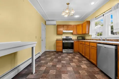 21 Vine Street Keene NH 03431