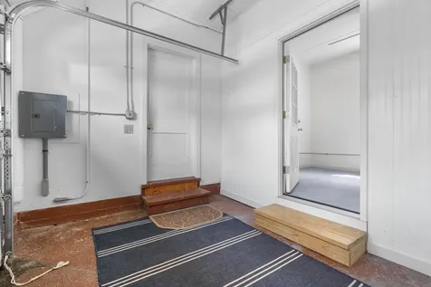 21 Vine Street Keene NH 03431