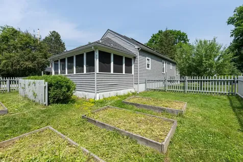 21 Vine Street Keene NH 03431