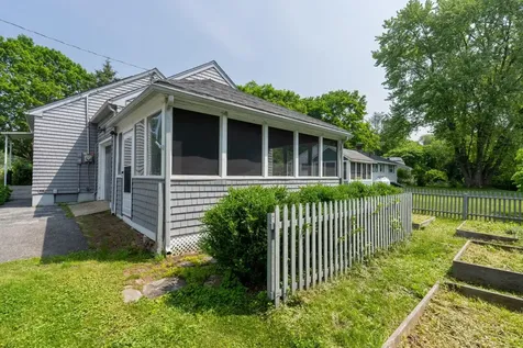 21 Vine Street Keene NH 03431