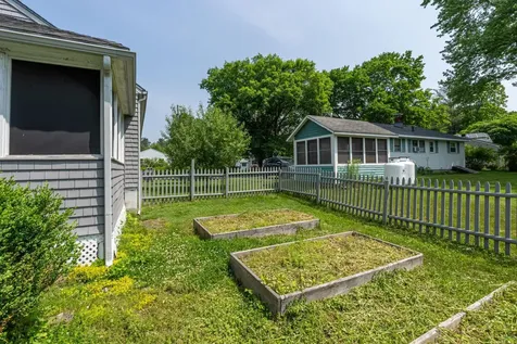 21 Vine Street Keene NH 03431