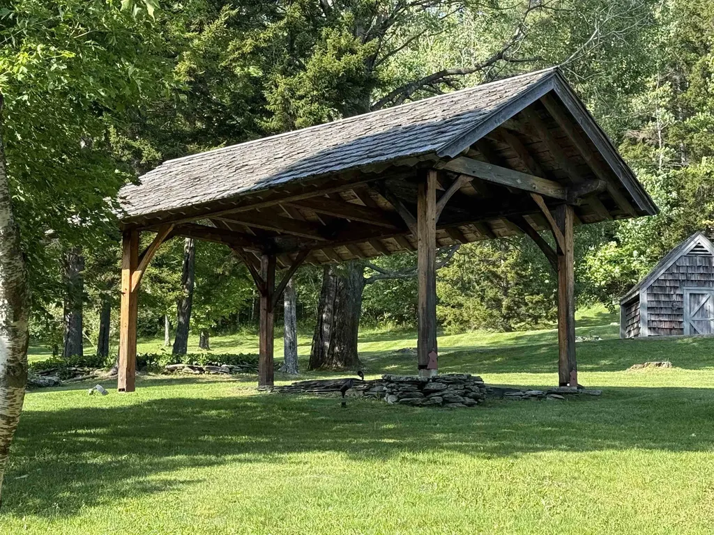 572 Stagecoach Road Fayston VT 05673