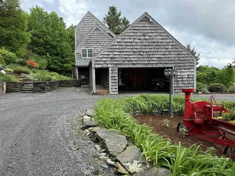 572 Stagecoach Road Fayston VT 05673