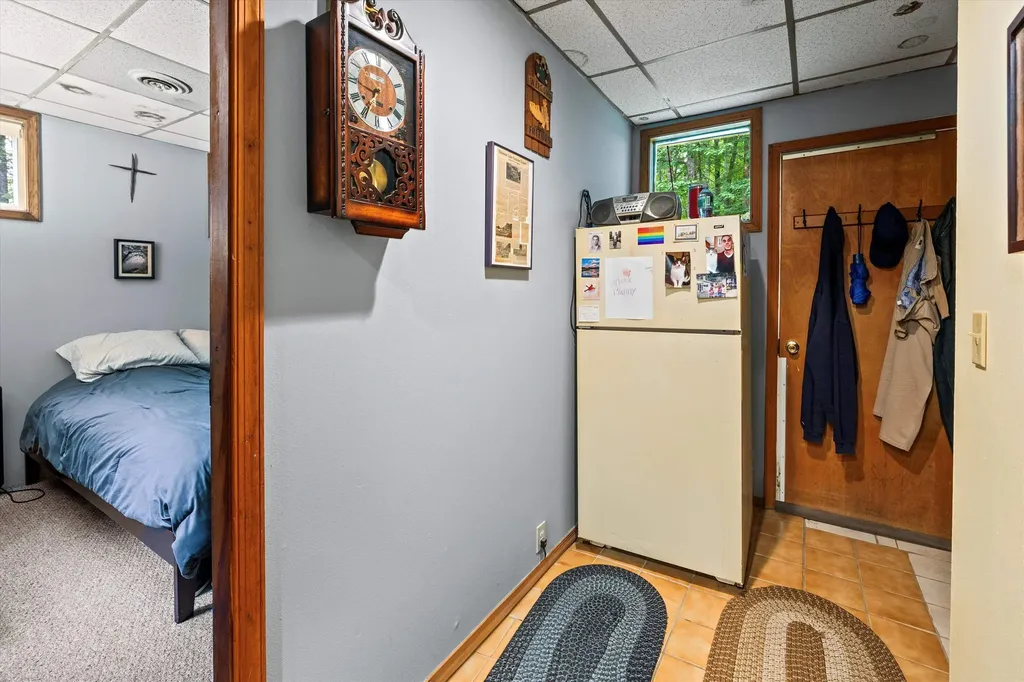 15 Milford Street Amherst NH 03031