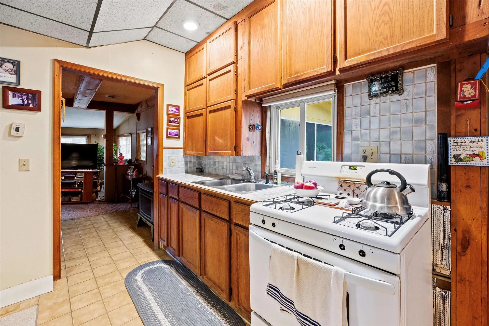 15 Milford Street Amherst NH 03031