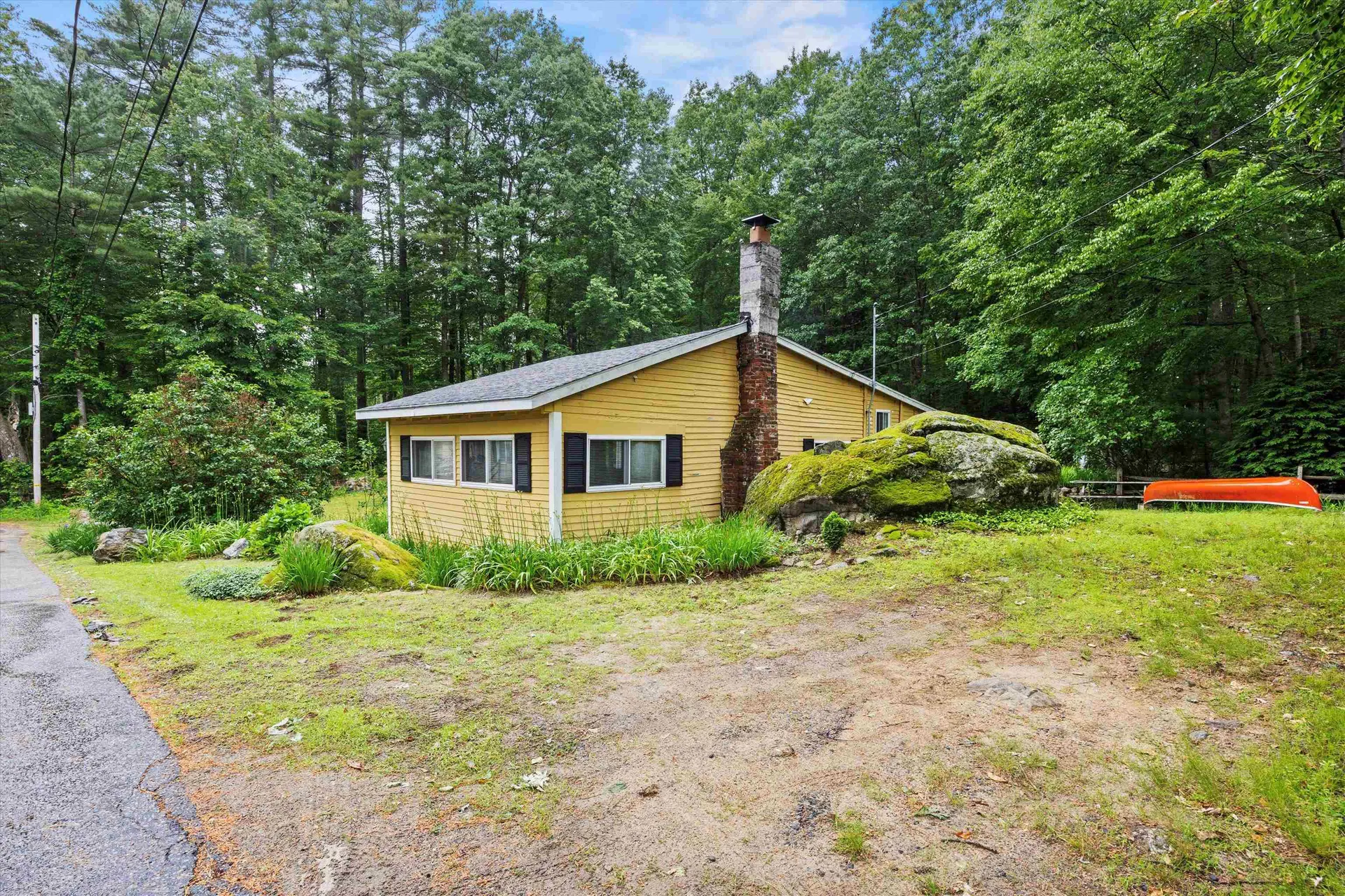 15 Milford Street Amherst NH 03031