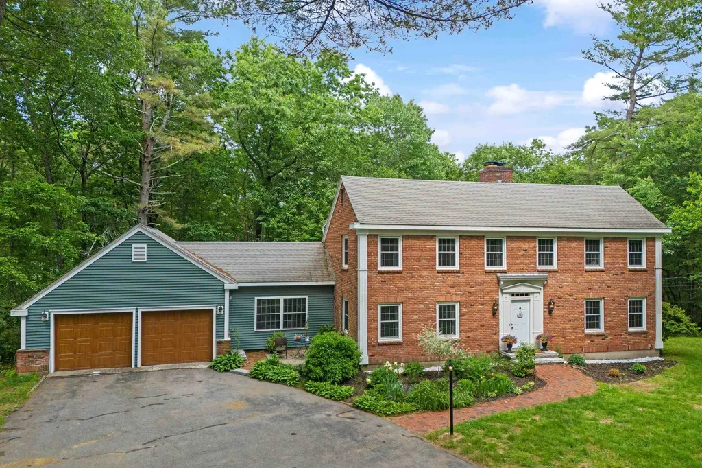 38 Piscataqua Road Dover NH 03820