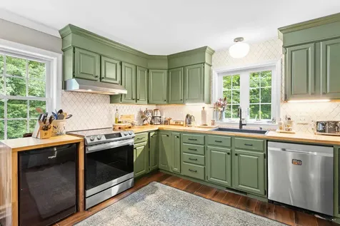 38 Piscataqua Road Dover NH 03820