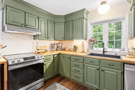 38 Piscataqua Road Dover NH 03820