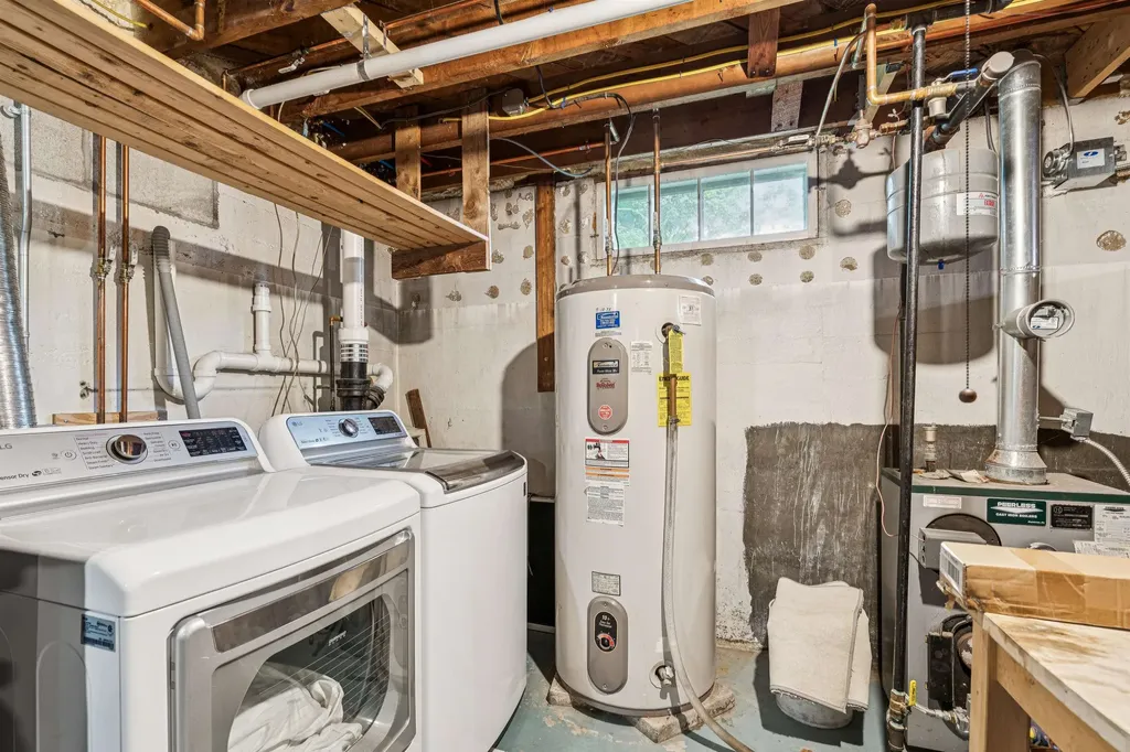 1613 West Woodstock Road Woodstock VT 05091