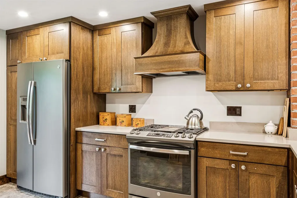 1613 West Woodstock Road Woodstock VT 05091