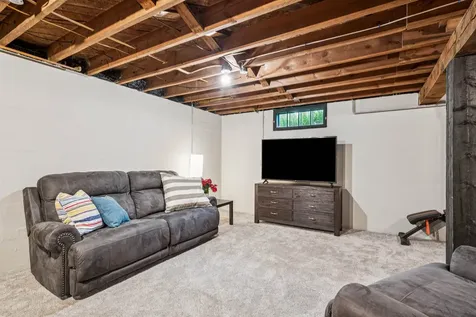 1613 West Woodstock Road Woodstock VT 05091