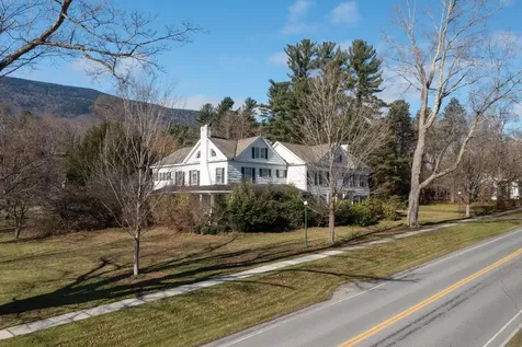 3309 3321 Main Street Manchester VT 05254