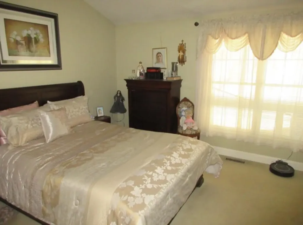 14 Halsey Court Litchfield NH 03052
