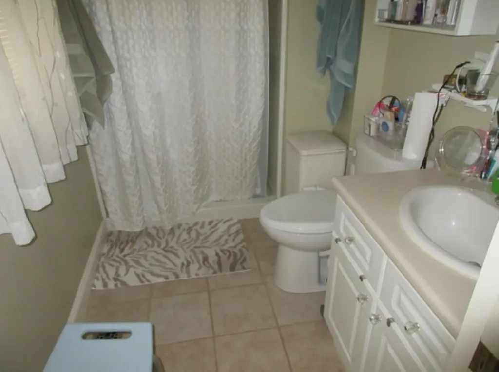 14 Halsey Court Litchfield NH 03052