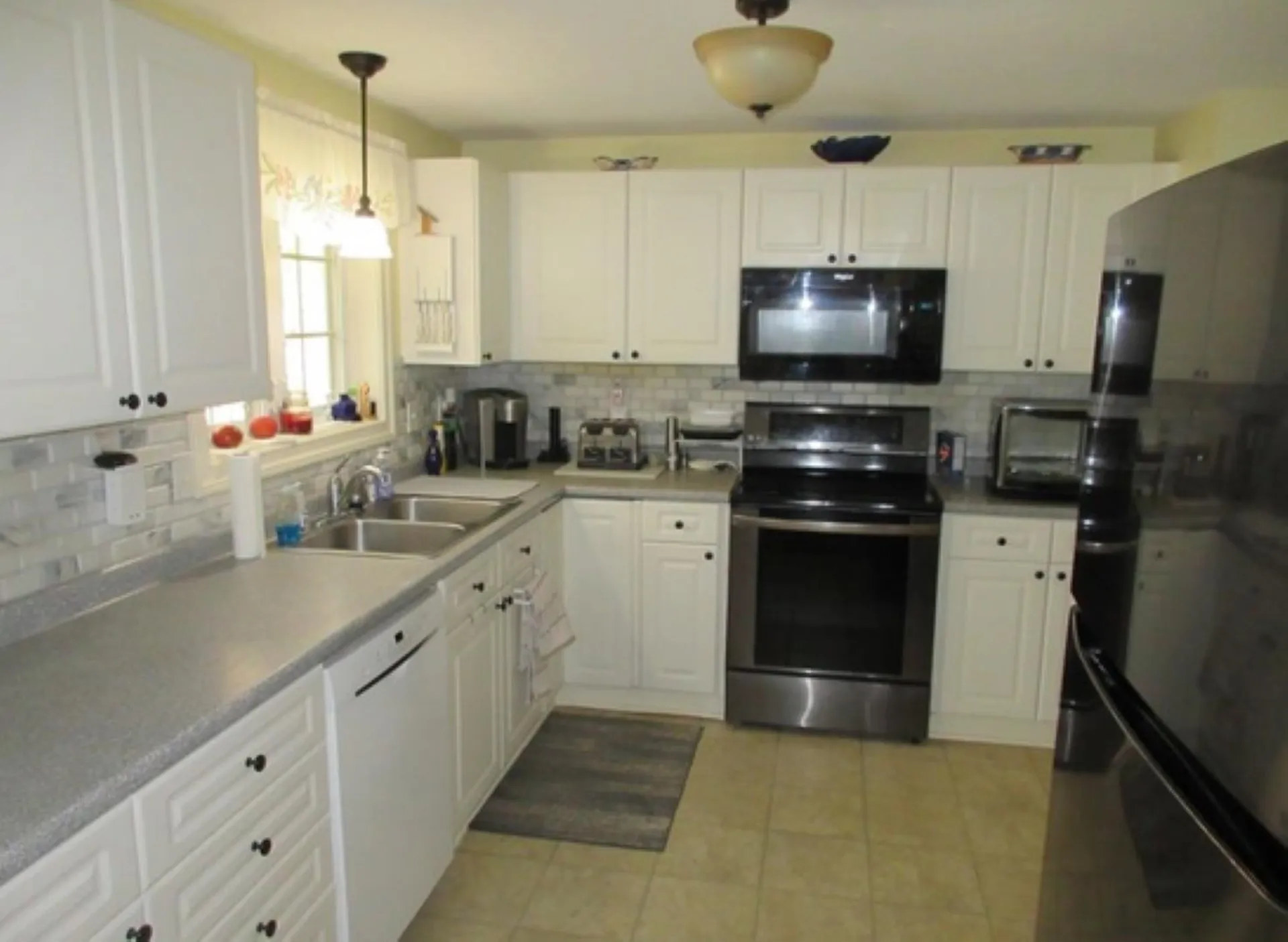 14 Halsey Court Litchfield NH 03052