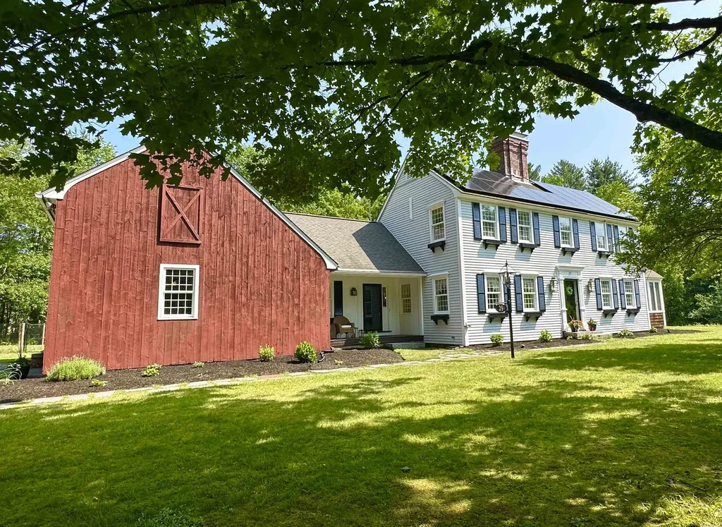 29 Christian Hill Road Amherst NH 03031