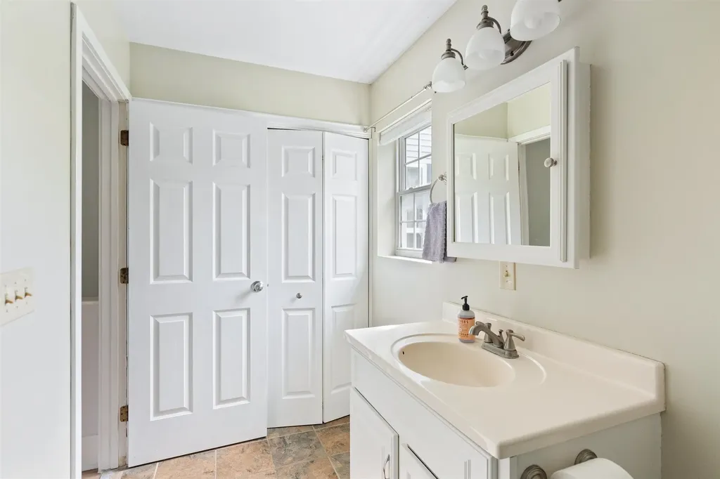 78 Lyman Park Road Hinesburg VT 05461